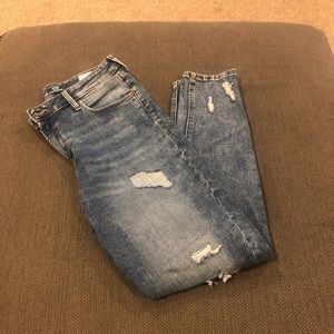 Old Navy distressed jeans size 10